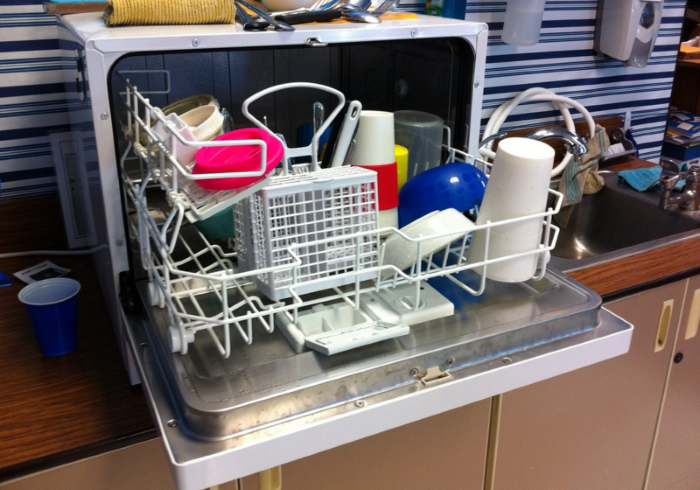 5 rad jak správně používat myčku nádobí