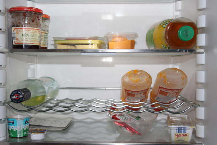 Jak účinně snížit vlhkost v chladničce