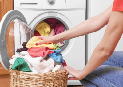 Nejčastější chyby při praní prádla, které možná děláte i vy